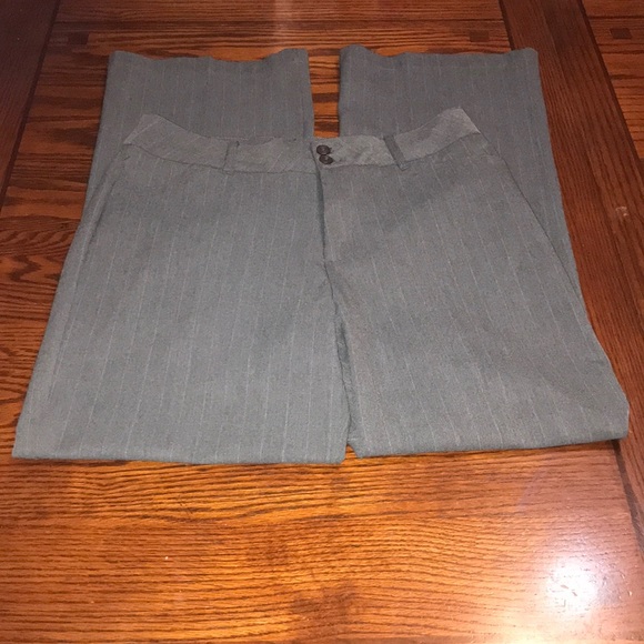 Women’s Pants Size 10 - Picture 2 of 12
